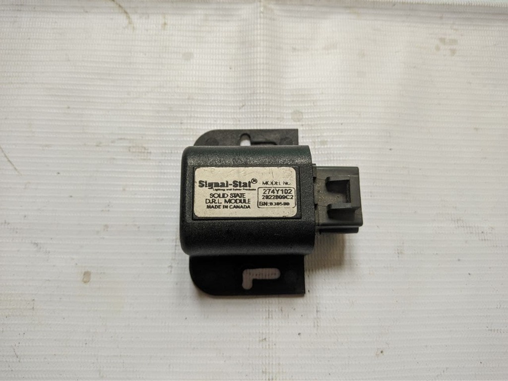 модуль управления дневным ходовым светом б/у